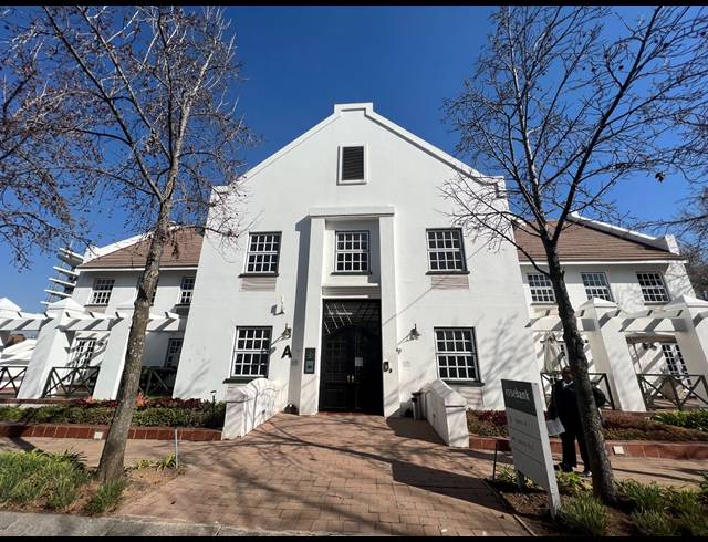 210M² OFFICE TO LET IN ROSEBANK
